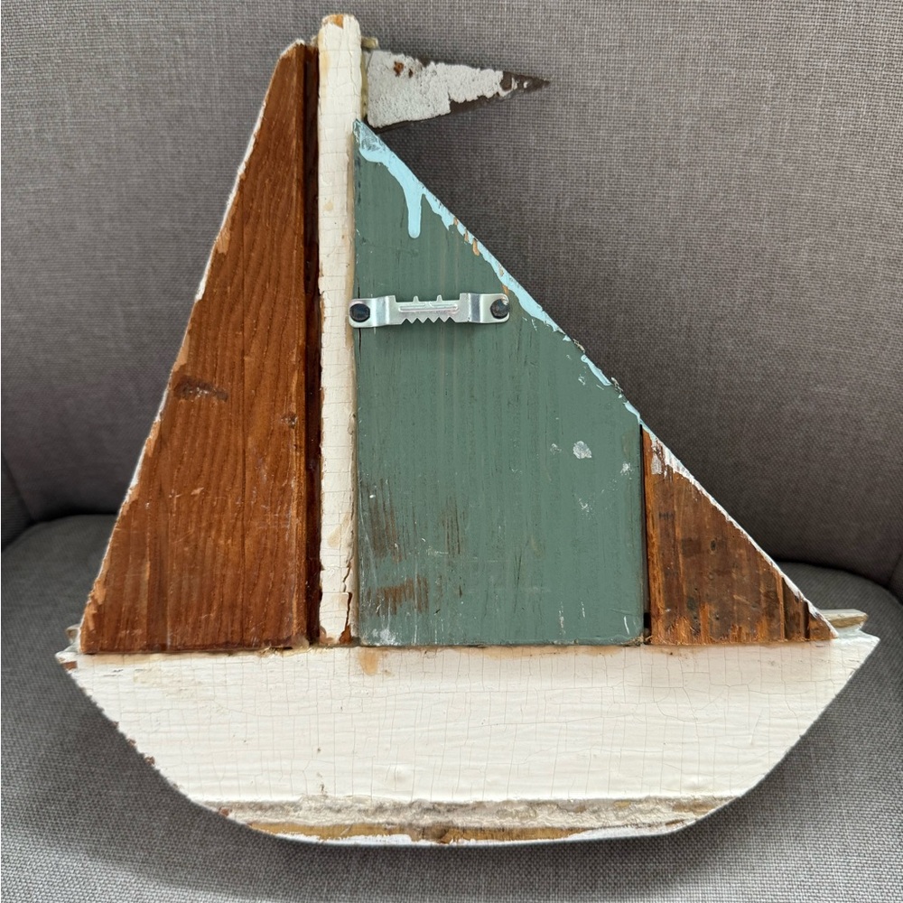 Rustic Nautical Decor - Picture 3 of 7